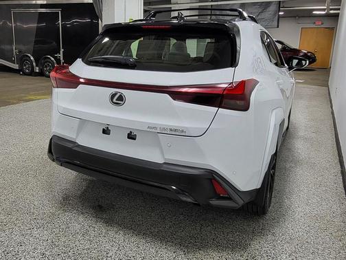 Ultra White w/Obsidian Roof 2023 Lexus UX 250h F Sport