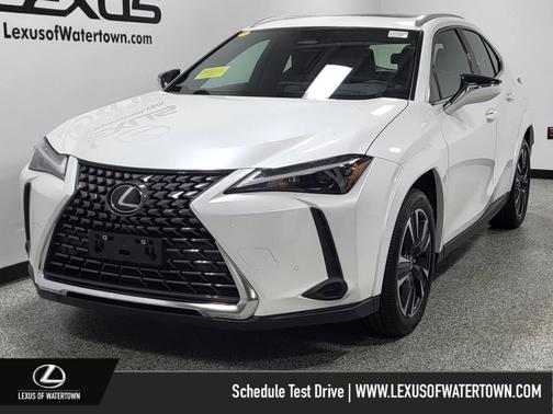 2025 Lexus UX 300h Premium