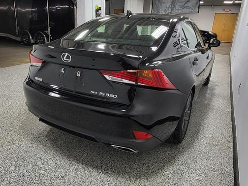 Obsidian 2019 Lexus IS 350 Base