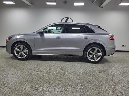2022 Audi Q8 55 Prestige