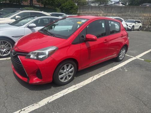 2015 Toyota Yaris L