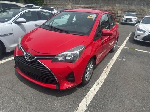 2015 Toyota Yaris L