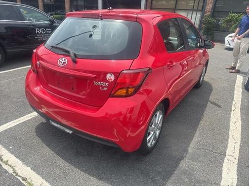 2015 Toyota Yaris L