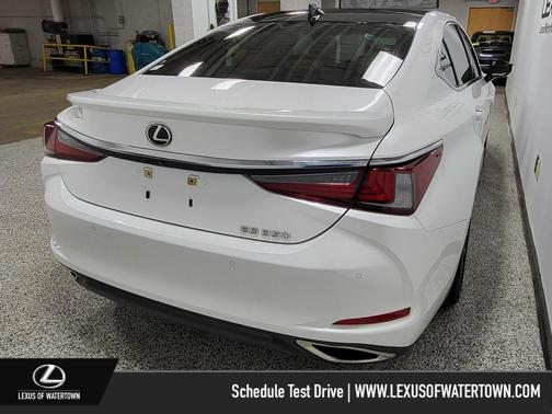 2021 Lexus ES 350 Base