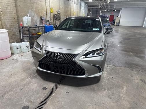 2019 Lexus ES 350 Luxury