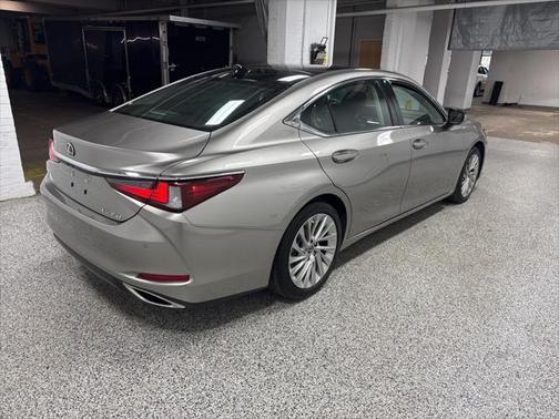 2019 Lexus ES 350 Luxury