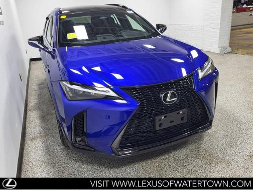 2025 Lexus UX 300h F SPORT Handling