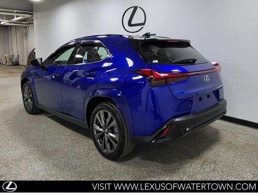 2025 Lexus UX 300h F SPORT Handling