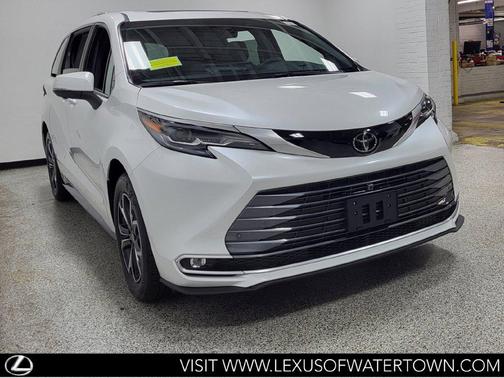 Wind Chill Pearl 2026 Toyota Sienna Platinum