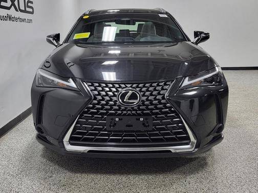2025 Lexus UX 300h Premium