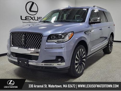 2022 Lincoln Navigator Black Label