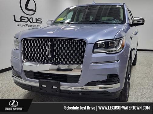 2022 Lincoln Navigator Black Label