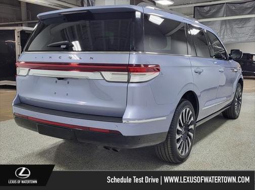 2022 Lincoln Navigator Black Label