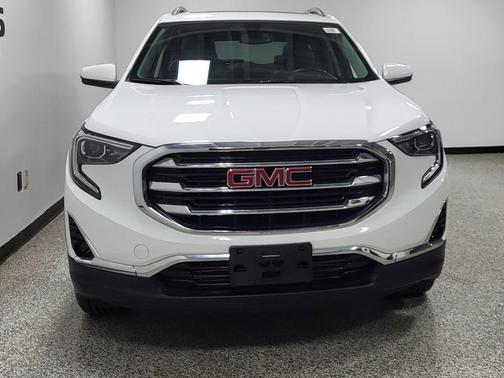 Summit White 2018 GMC Terrain SLT