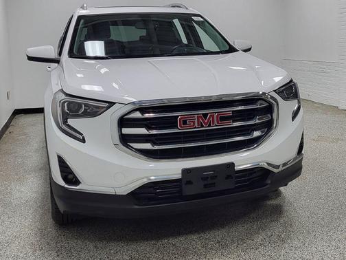 Summit White 2018 GMC Terrain SLT