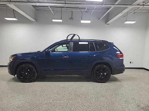 2022 Volkswagen Atlas 3.6L SE w/Technology