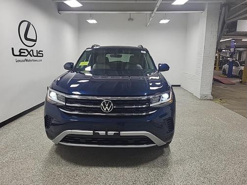 2022 Volkswagen Atlas 3.6L SE w/Technology
