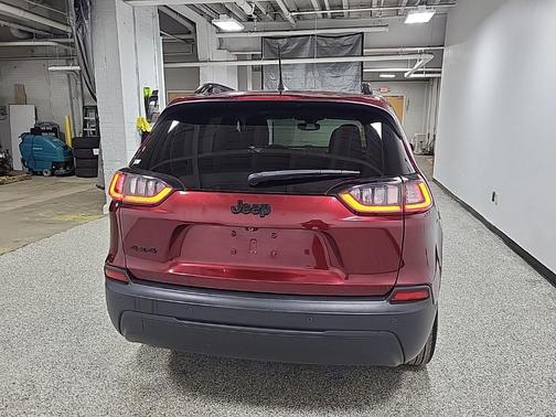2020 Jeep Cherokee Altitude