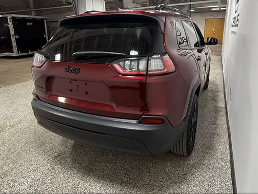 2020 Jeep Cherokee Altitude