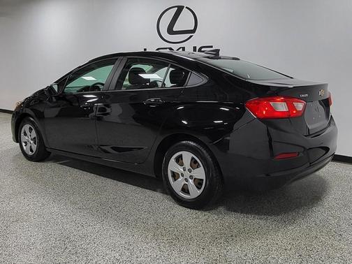 2017 Chevrolet Cruze LS