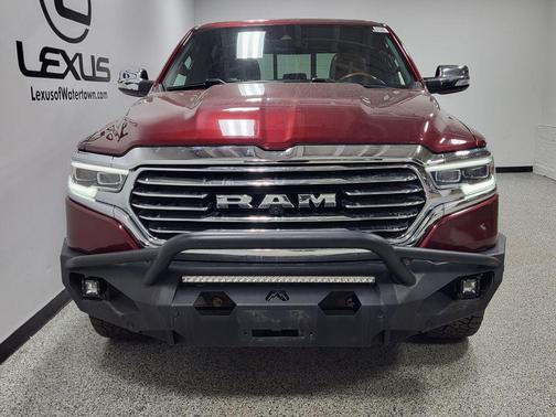 Delmonico Red Pearlcoat 2020 RAM 1500 Longhorn