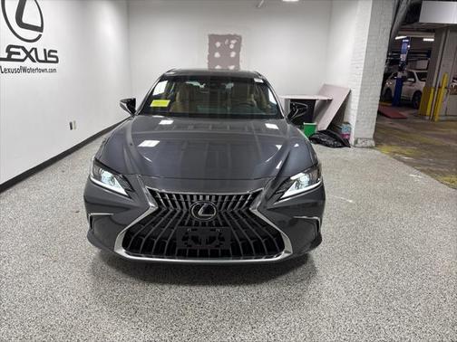 2023 Lexus ES 350 Base