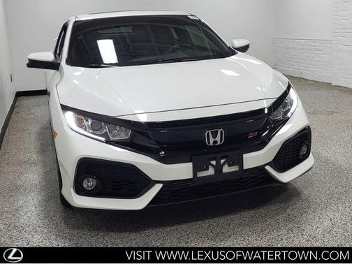 White Orchid Pearl 2017 Honda Civic Si
