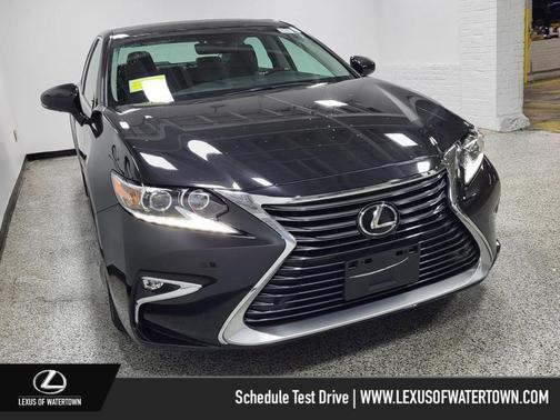 2017 Lexus ES 350 Base