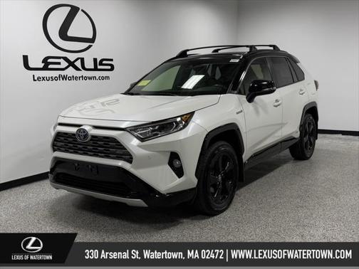 2020 Toyota RAV4 Hybrid SE