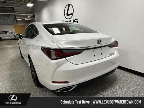 2023 Lexus ES 350 Base