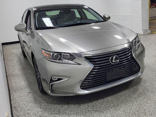 Atomic Silver 2016 Lexus ES 350 Base