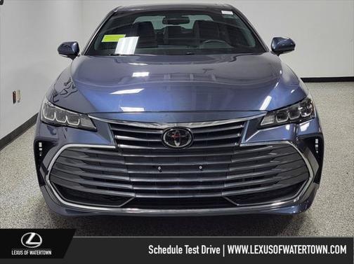 2020 Toyota Avalon XLE
