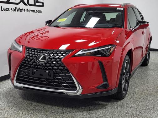 2025 Lexus UX 300h Premium