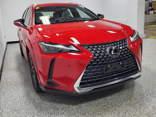 2025 Lexus UX 300h Premium