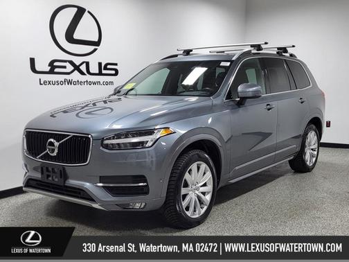 2018 Volvo XC90 T6 Momentum