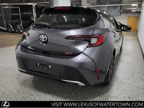 Magnetic Gray Metallic/Midnight Black Metallic 2025 Toyota Corolla XSE