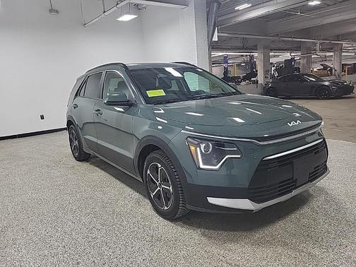 2023 Kia Niro EX