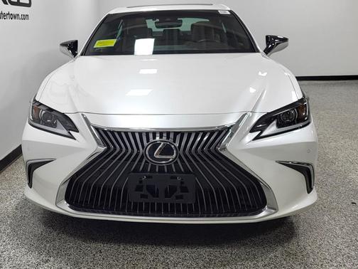 2021 Lexus ES 350 Base