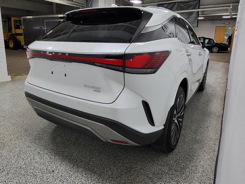 Eminent White Pearl 2024 Lexus RX 350 Premium Plus