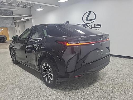 2023 Lexus RZ 450e Premium