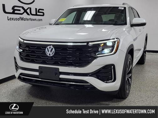 2024 Volkswagen Atlas Cross Sport 2.0T SEL Premium