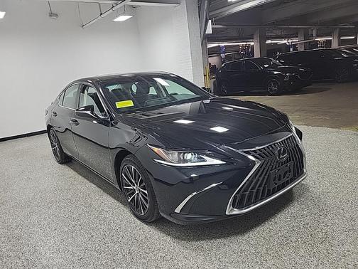 2025 Lexus ES 350 Base