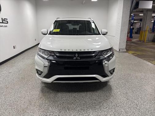 2018 Mitsubishi Outlander PHEV GT