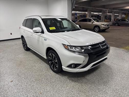 2018 Mitsubishi Outlander PHEV GT