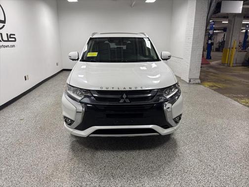 2018 Mitsubishi Outlander PHEV GT
