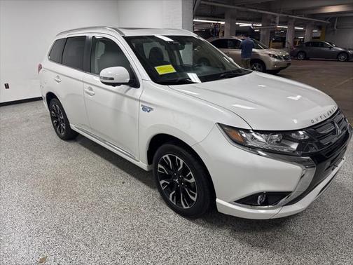 2018 Mitsubishi Outlander PHEV GT