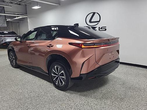 2025 Lexus RZ 450e Premium