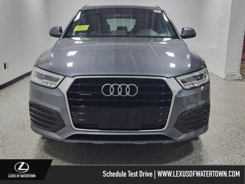 2017 Audi Q3 2.0T Prestige