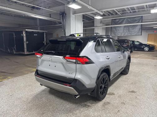 2025 Toyota RAV4 Hybrid SE