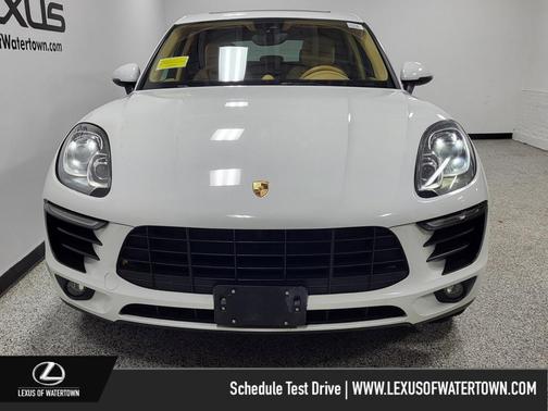 2017 Porsche Macan S